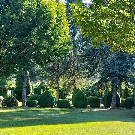 Chateau De 3* Bessonnies