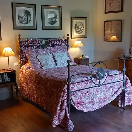 Chateau De Bed & Breakfast