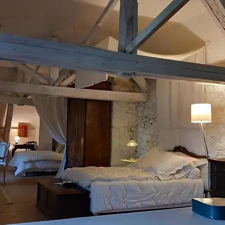 Chateau De Bed & Breakfast