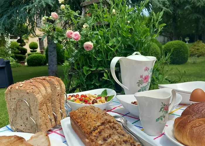 Chateau De فندق مبيت وإفطار Bessonnies