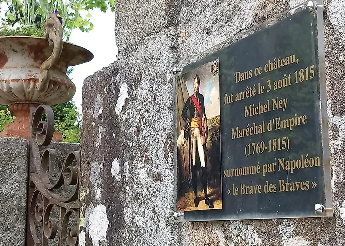 Chateau De فندق مبيت وإفطار Bessonnies