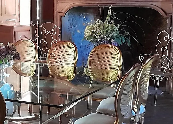 فندق مبيت وإفطار Chateau De 3*